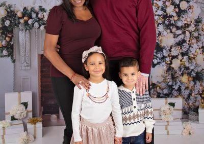 our-2018-christmas-family-photos